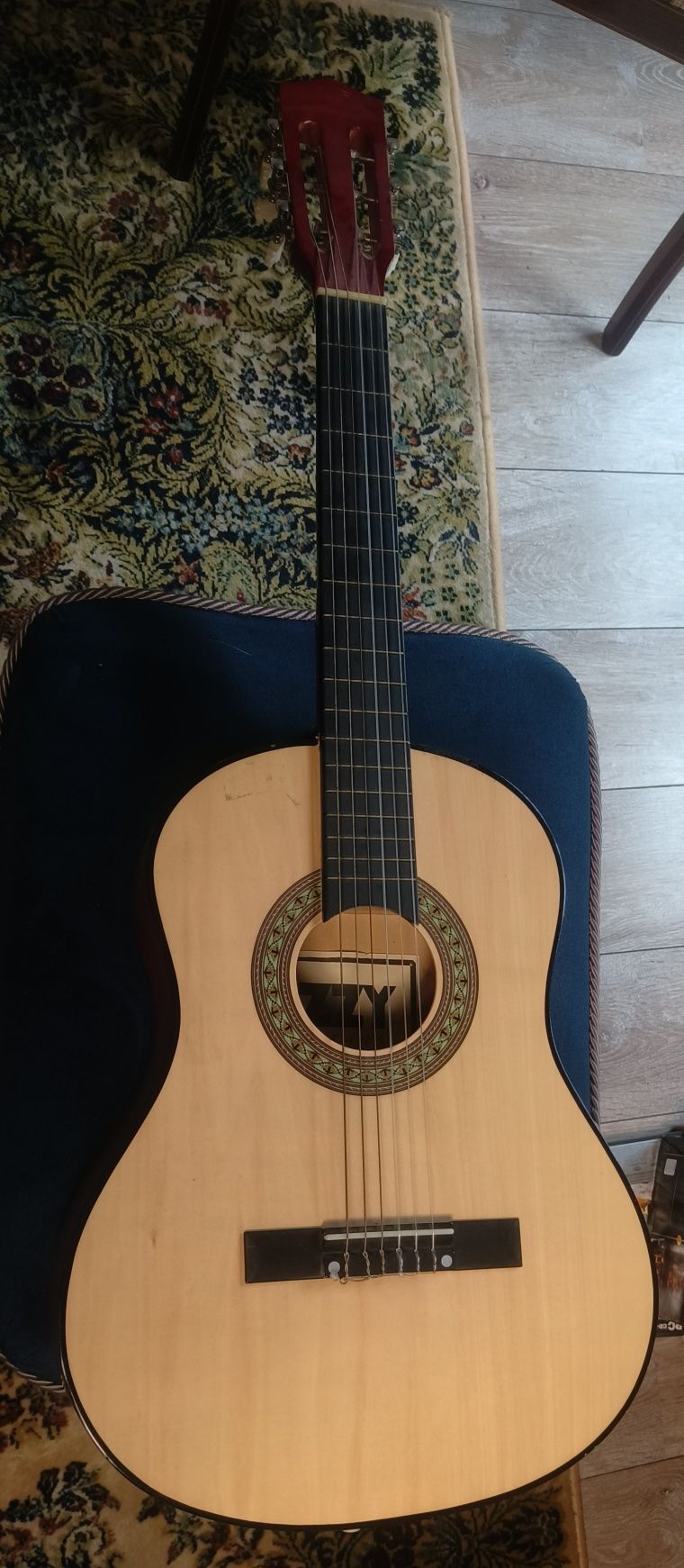 Gitara klasyczna akustyczna Izzy