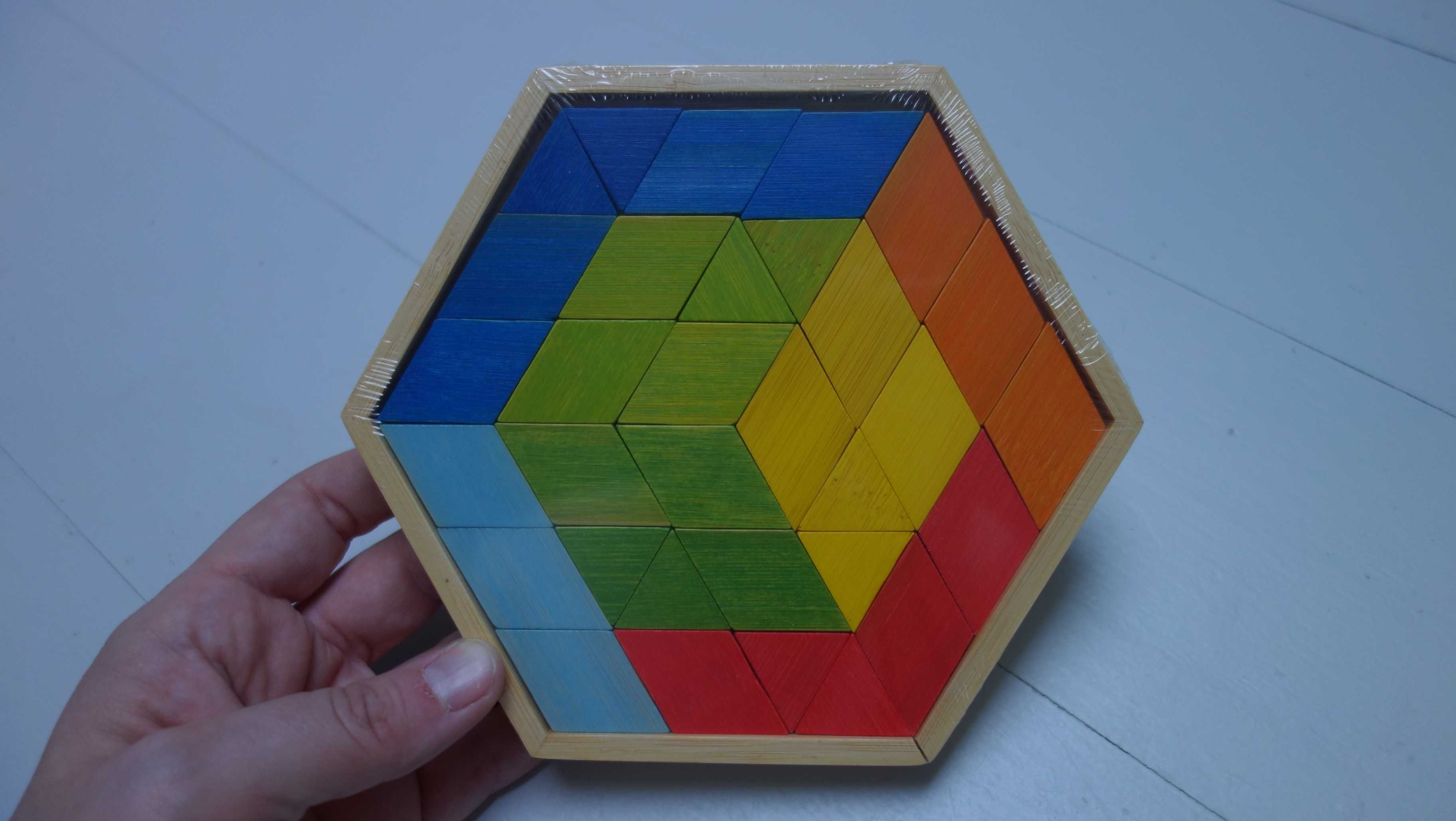 Bambusowa układanka Prism Puzzle Hape