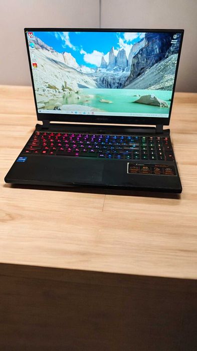 Ігровий ноутбук Gigabyte Aorus 15G 240Hz / i7-11800H/16GB/1TB/RTX 3070