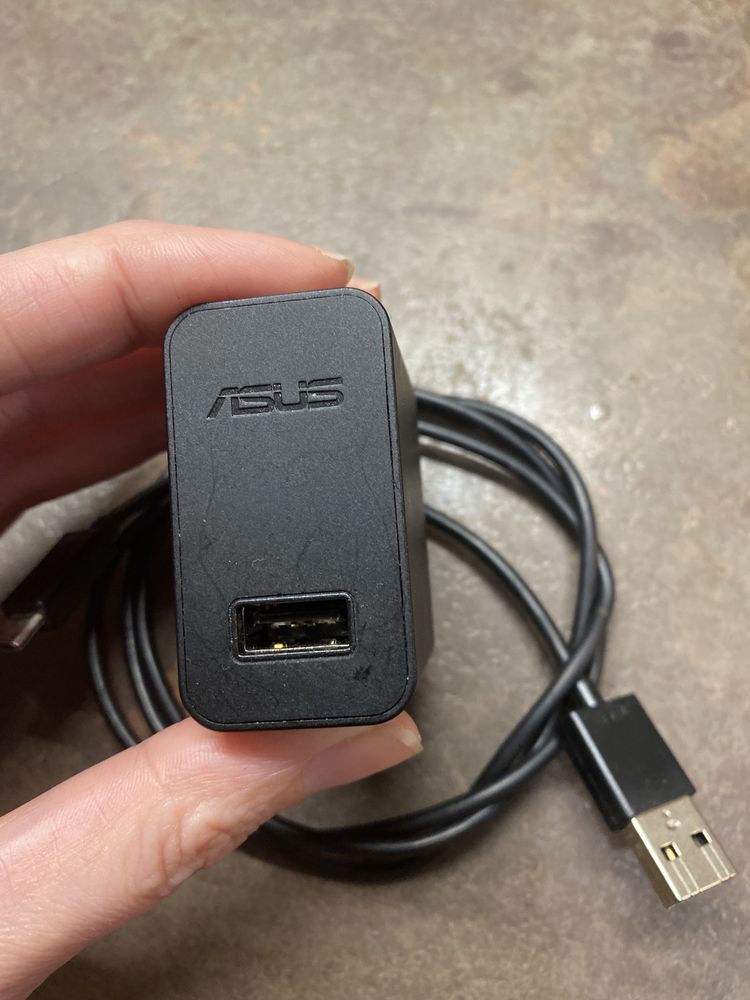 Зарядка, блок живлення asus 5.2V  1.35A