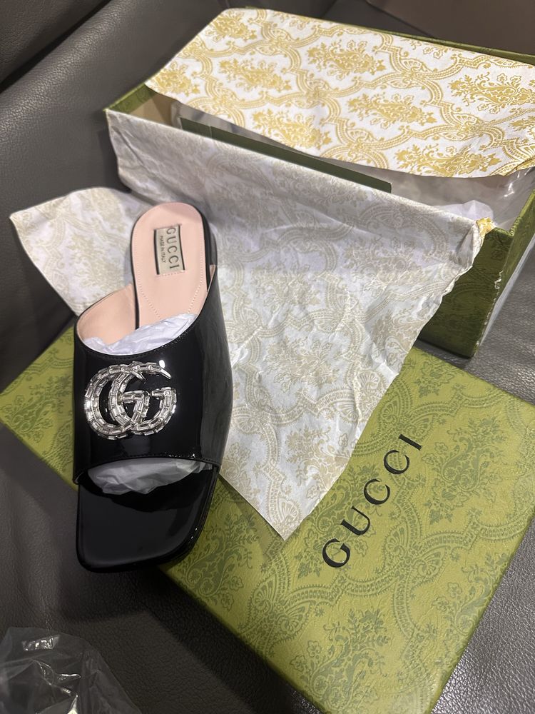 Тапочки gucci