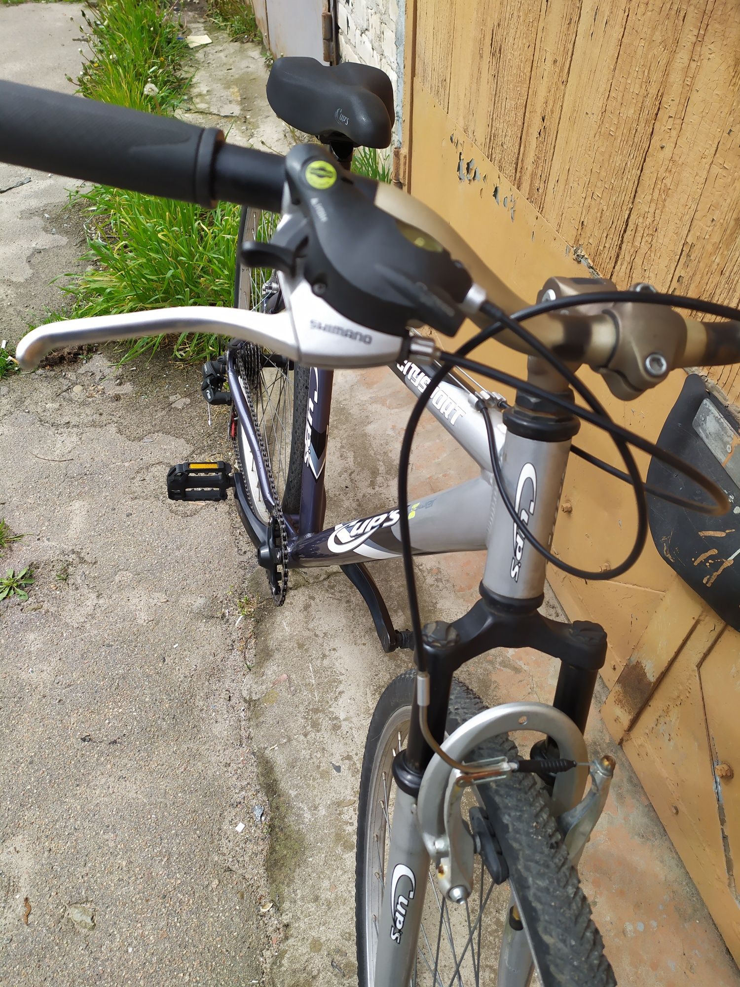 Велосипед 28" колеса алюмінієвий
