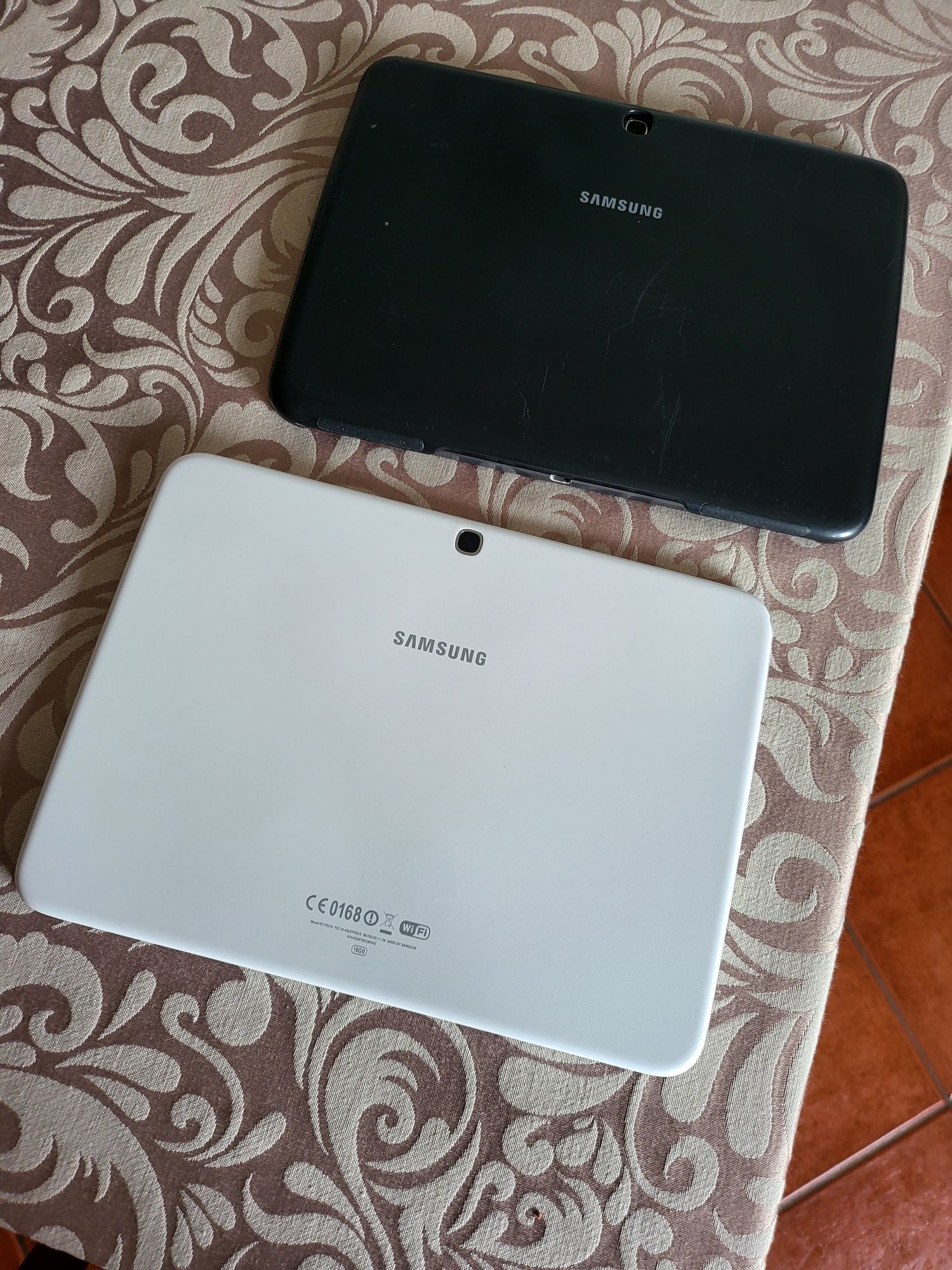 Tablets Samsung  tab 3 para quem souber arranjar ver descrição 2 table