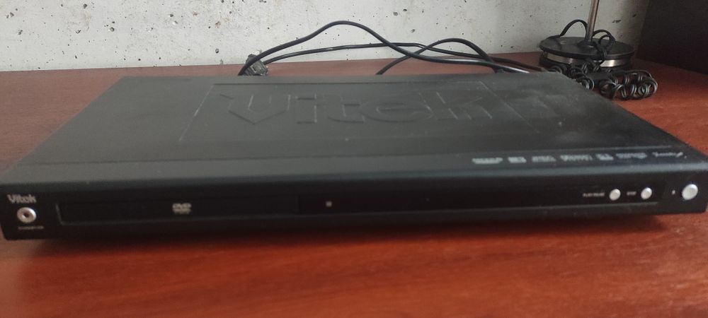 продам dvd-плеєр vitek