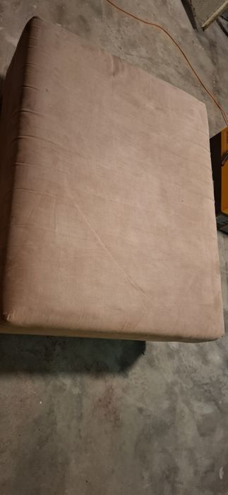 Puf 103 x 82 x 43cm