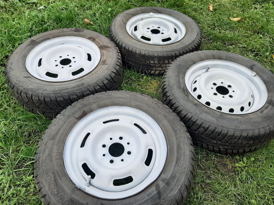 Продам зимові колеса Ваз R13