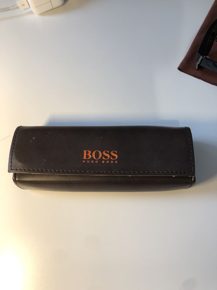 Óculos de sol Hugo Boss como NOVOS