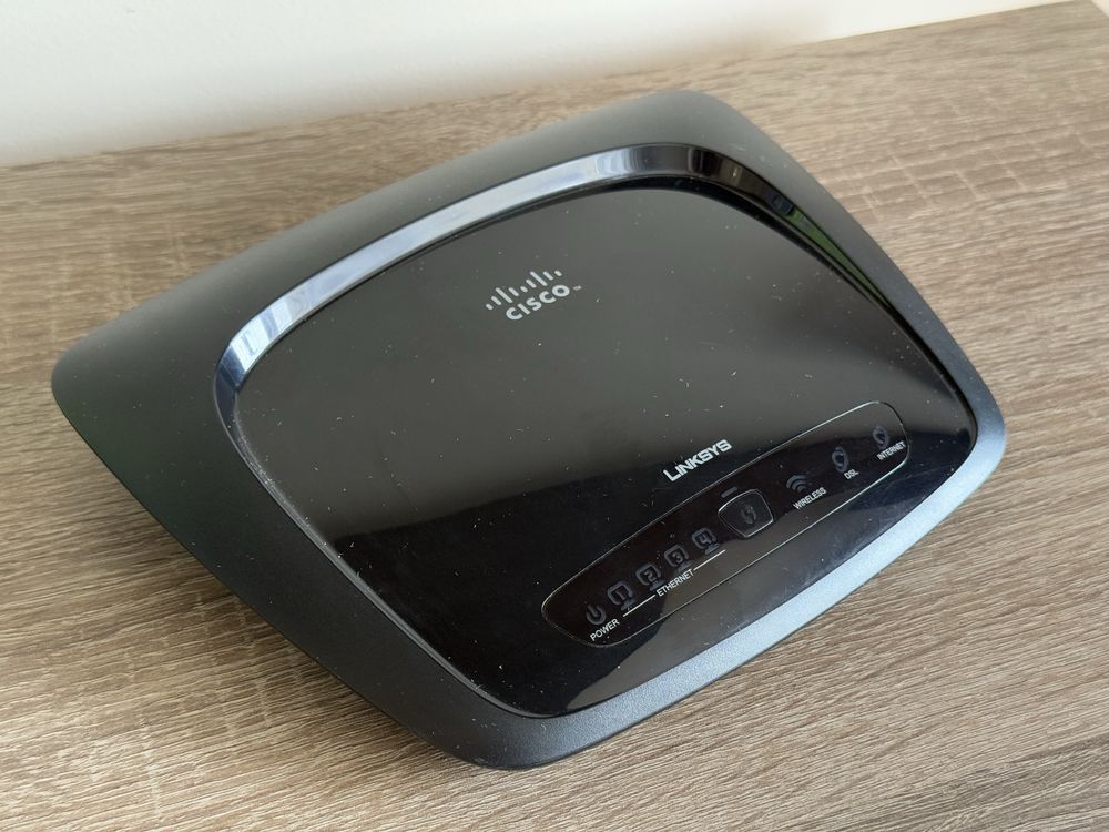 Cisco Linksys WAG120N router bezprzewodowy WiFi komplet
