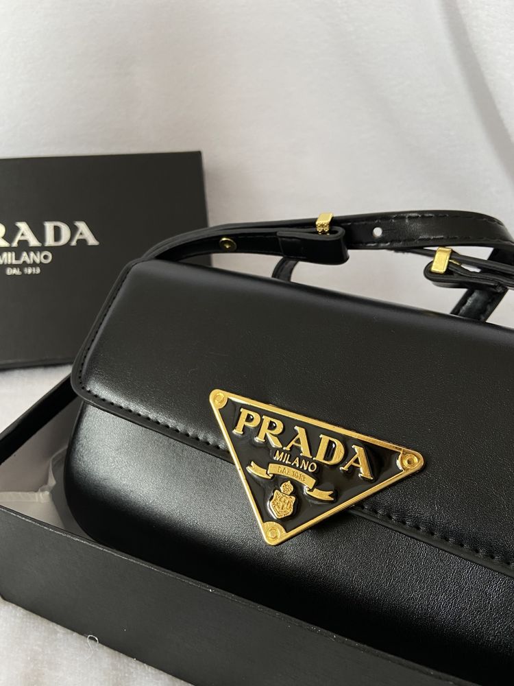 Жіноча сумка Прада Prada