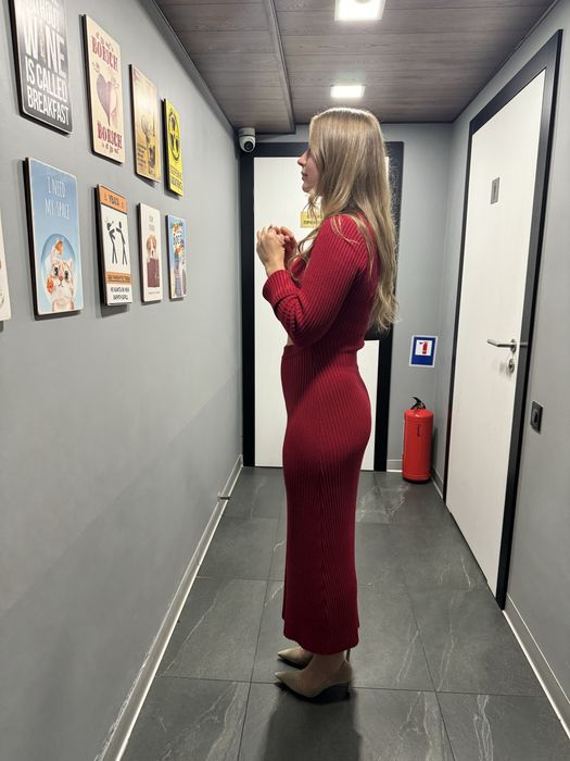 Сукня міді mocko