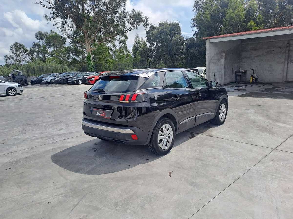 Peugeot 3008 1.2 PureTech, 2020