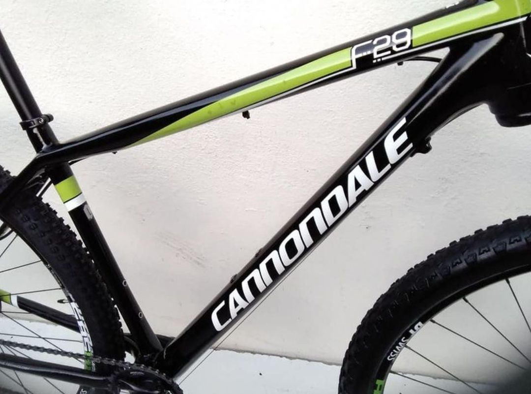 J-bikes usadas ok 29 carbono Cannondale f29 L