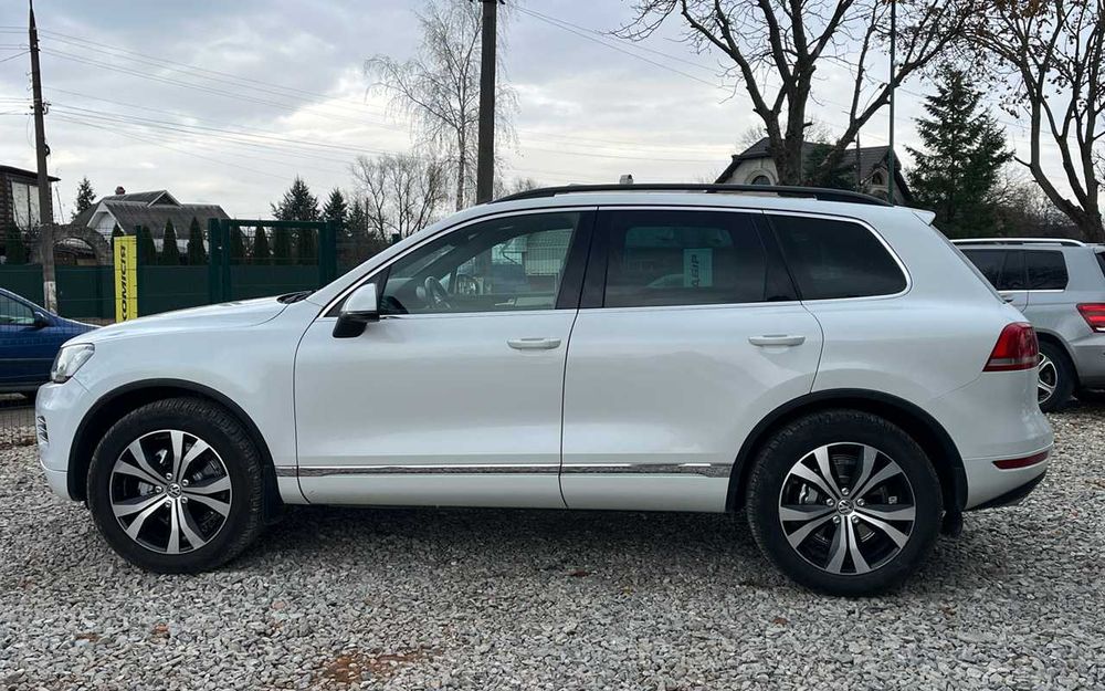 Volkswagen Touareg