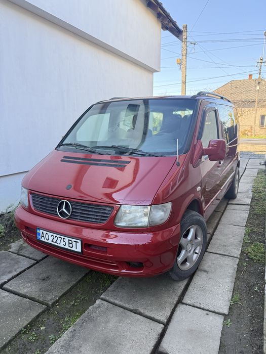 Поодаю власне авто Mercedes-Benz Vito 112 пасажир 2.2cdi
