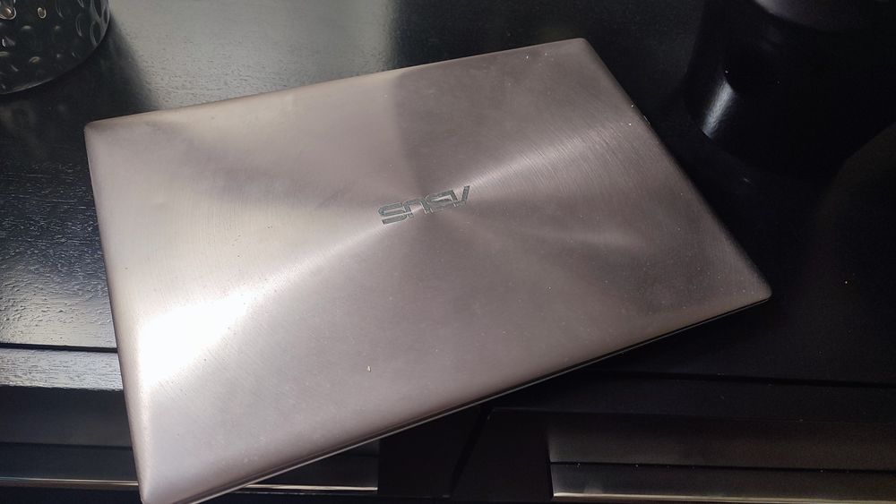 Vendo laptop ASUS UX303U/ peças