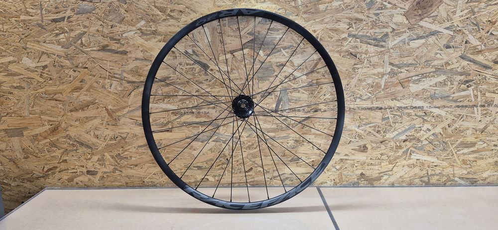 Nowe. Koło Raceface AR30. 29". Novatec.