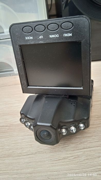 Продам автомобильный регистратор Gazer S514