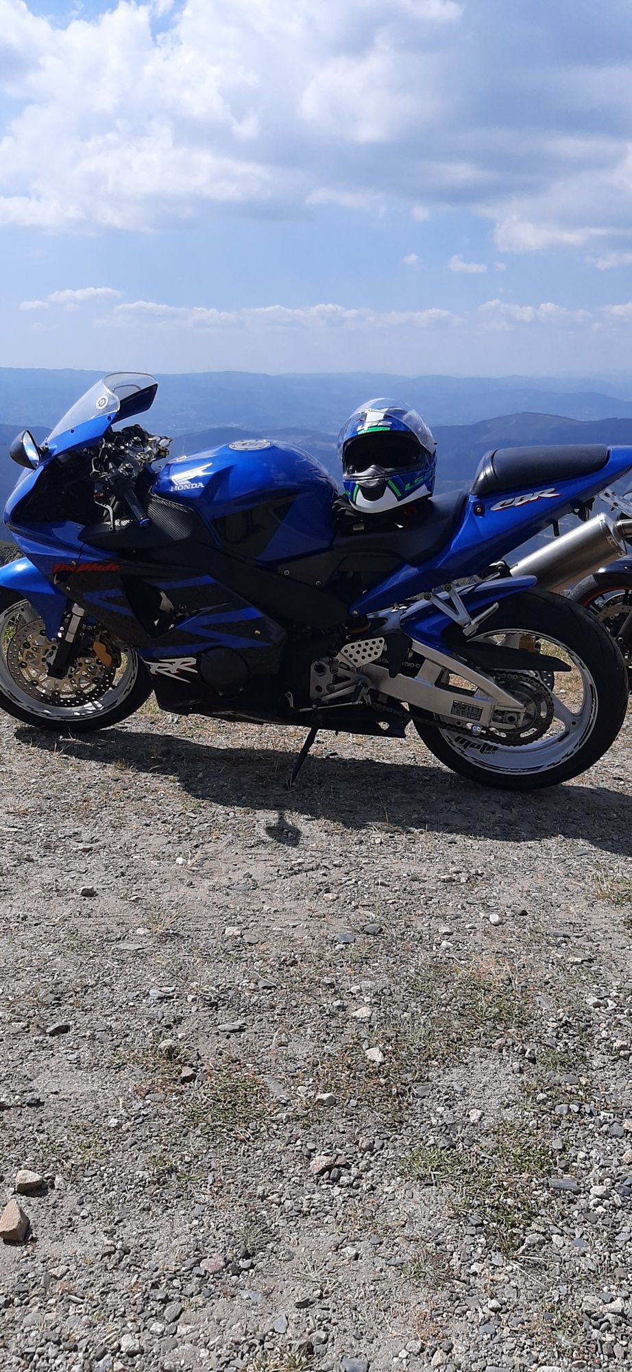 Vendo ou troco Honda CBR 954rr de 2003