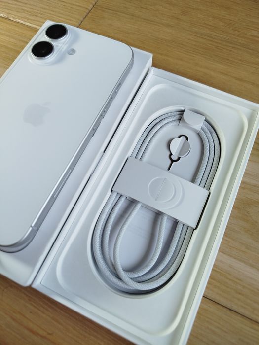 iPhone 17 256gb WHITE