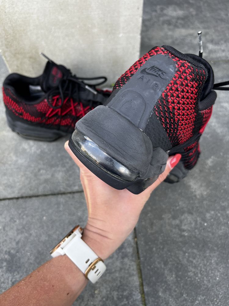 Nike Air Max 95 Ultra r. 42,5 czarne czerwone