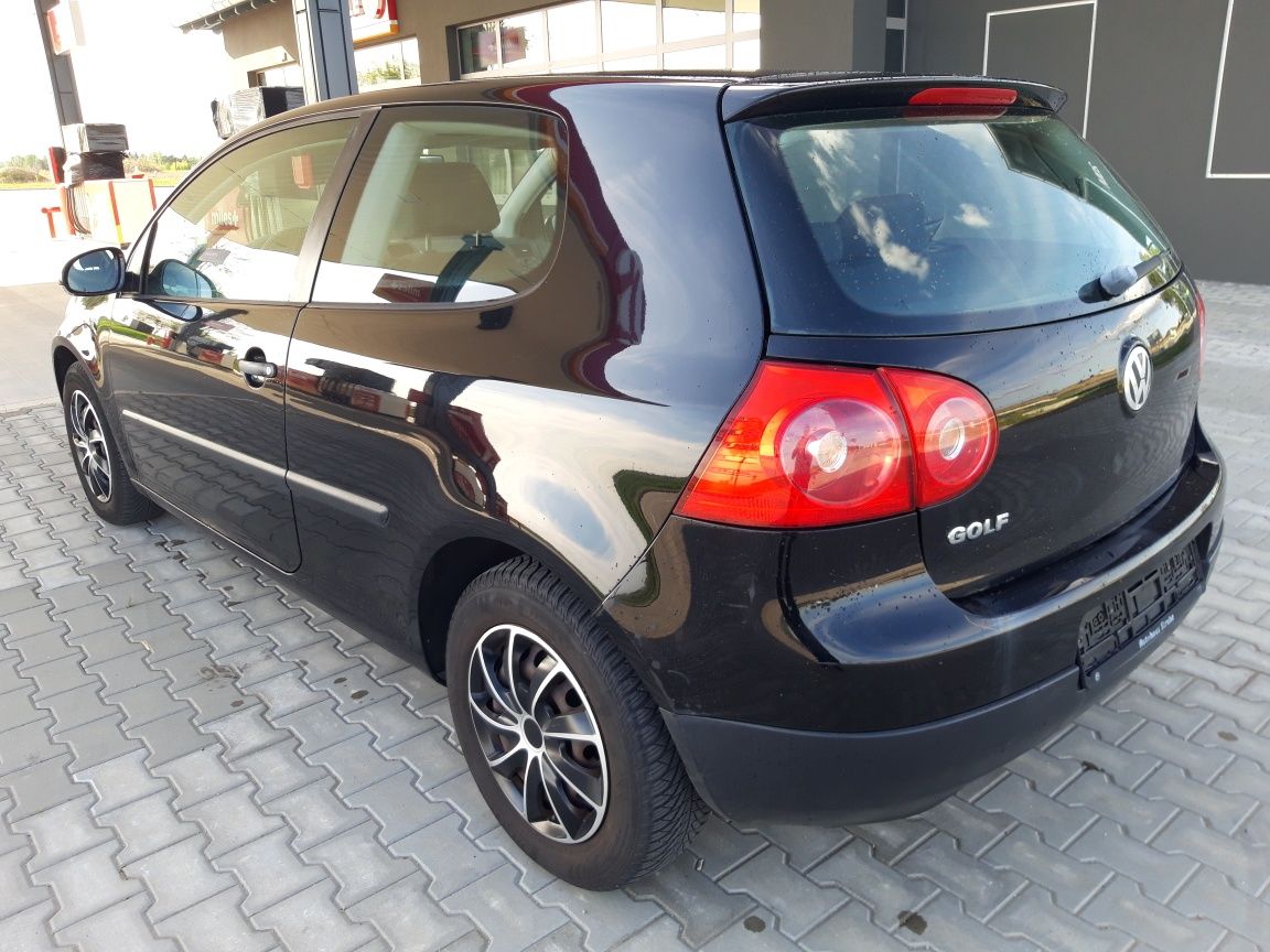 Volkswagen golf V 2005 1.4 klima bezwypadkowy z Niemiec !