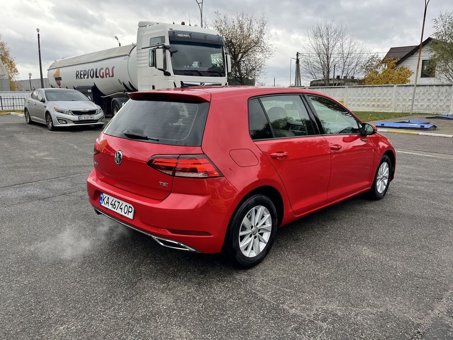 Vw Golf 1,8л.  7,5