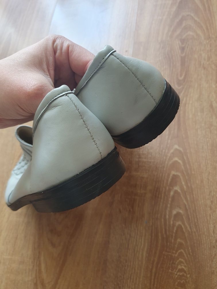 Pantofle szare vintage, r. 40, wkładka 25 cm