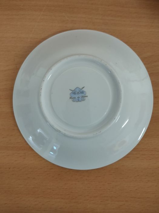 Conjunto de chávenas em porcelana chinesa.