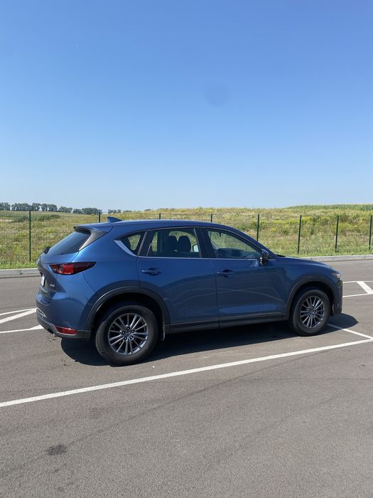 автомобіль Mazda CX-5
