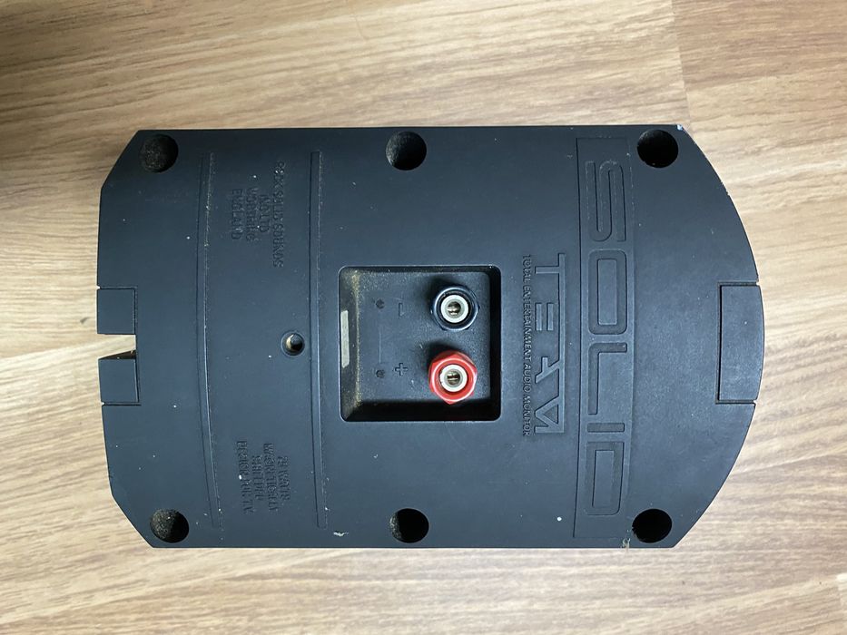 B&W Solid Columns64550709458049123