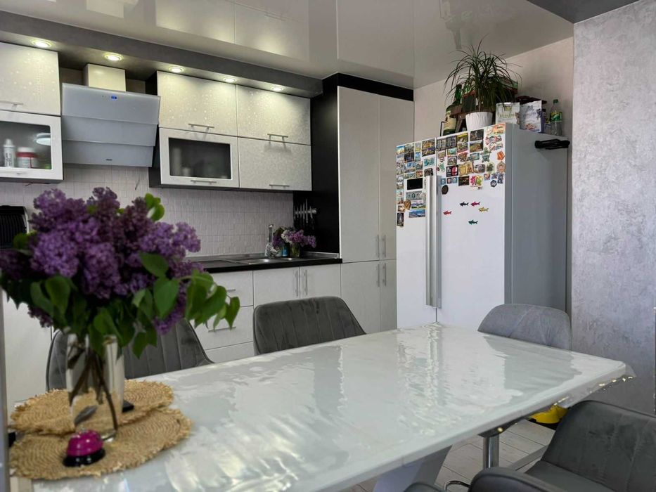 Оренда 3 кімнатної квартири на Подолі!!!