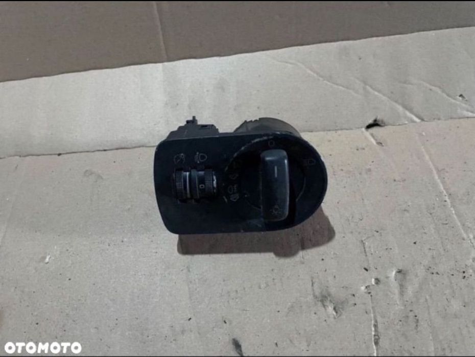 8P2941531C Włącznik świateł audi a3 8p
