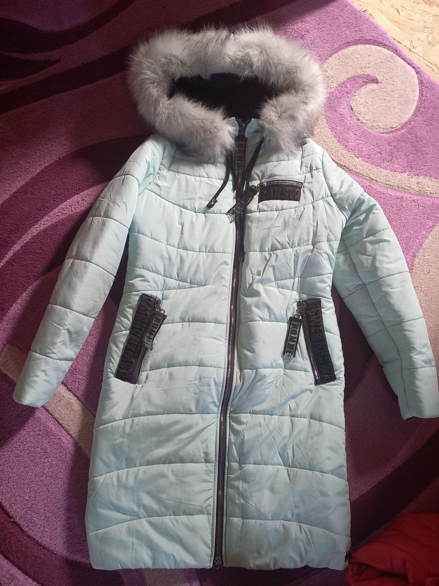 Зимова жіноча куртка, пальто