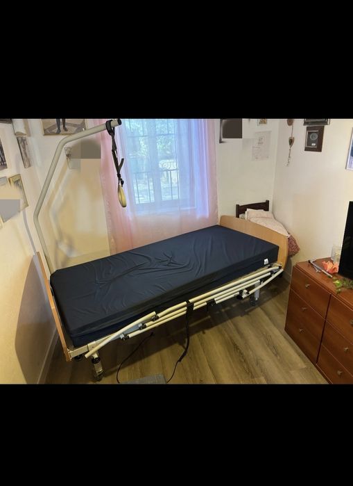 Cama articulada elétrica (como nova)
