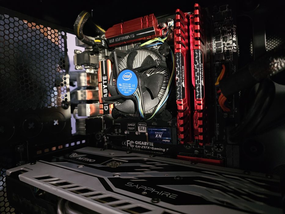 Komputer stacjonarny,gamingowy i5 4690k 16 GB pamięci,dysk 128 GB Rade