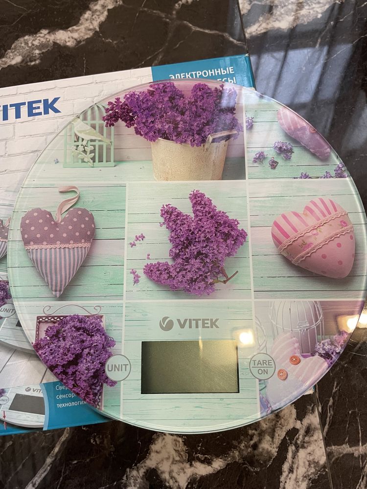 Кухонні ваги Vitek VT-2426