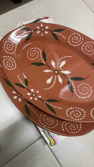 Travessa grande de barro