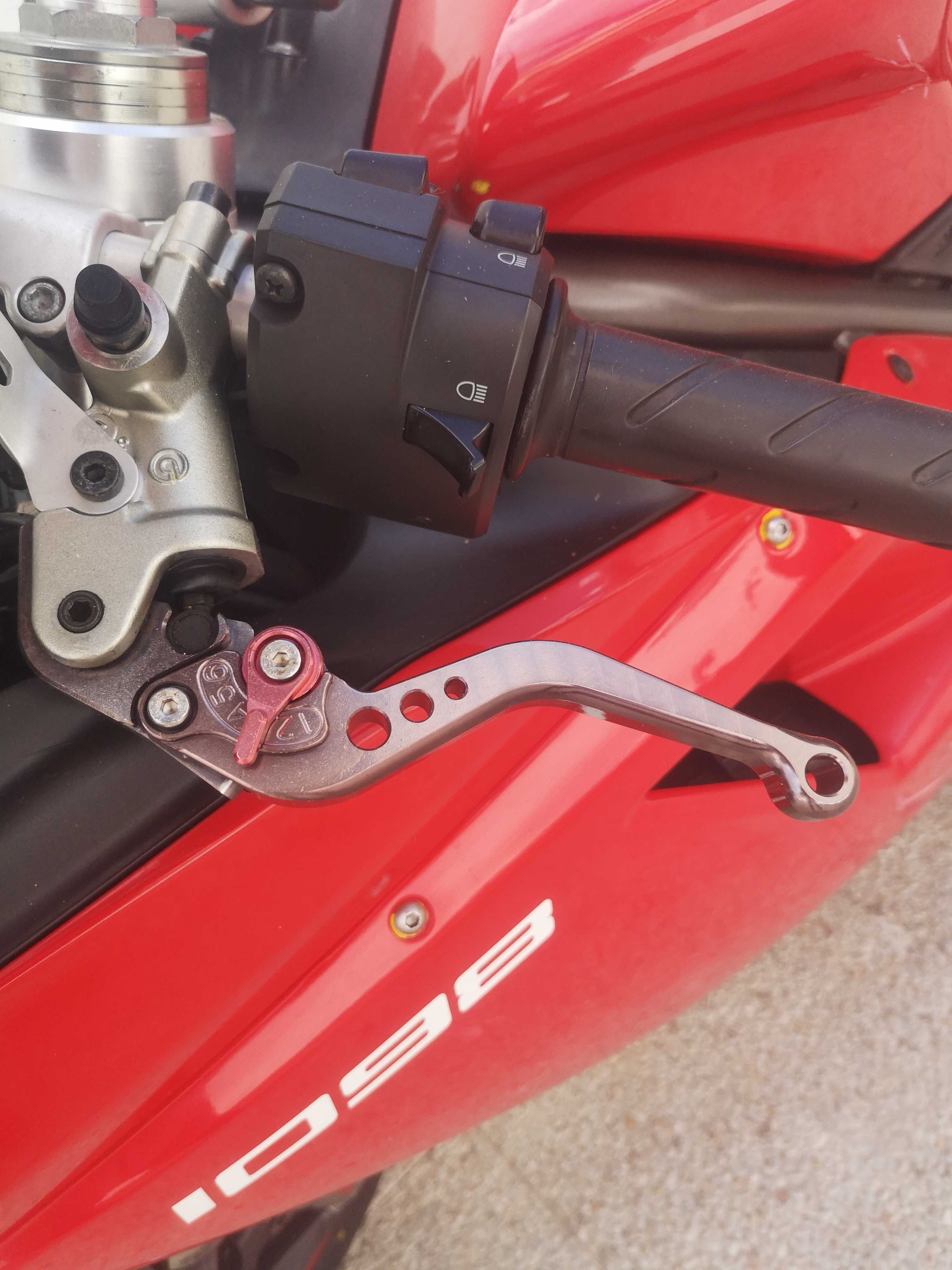 Ducati 1098 com extras