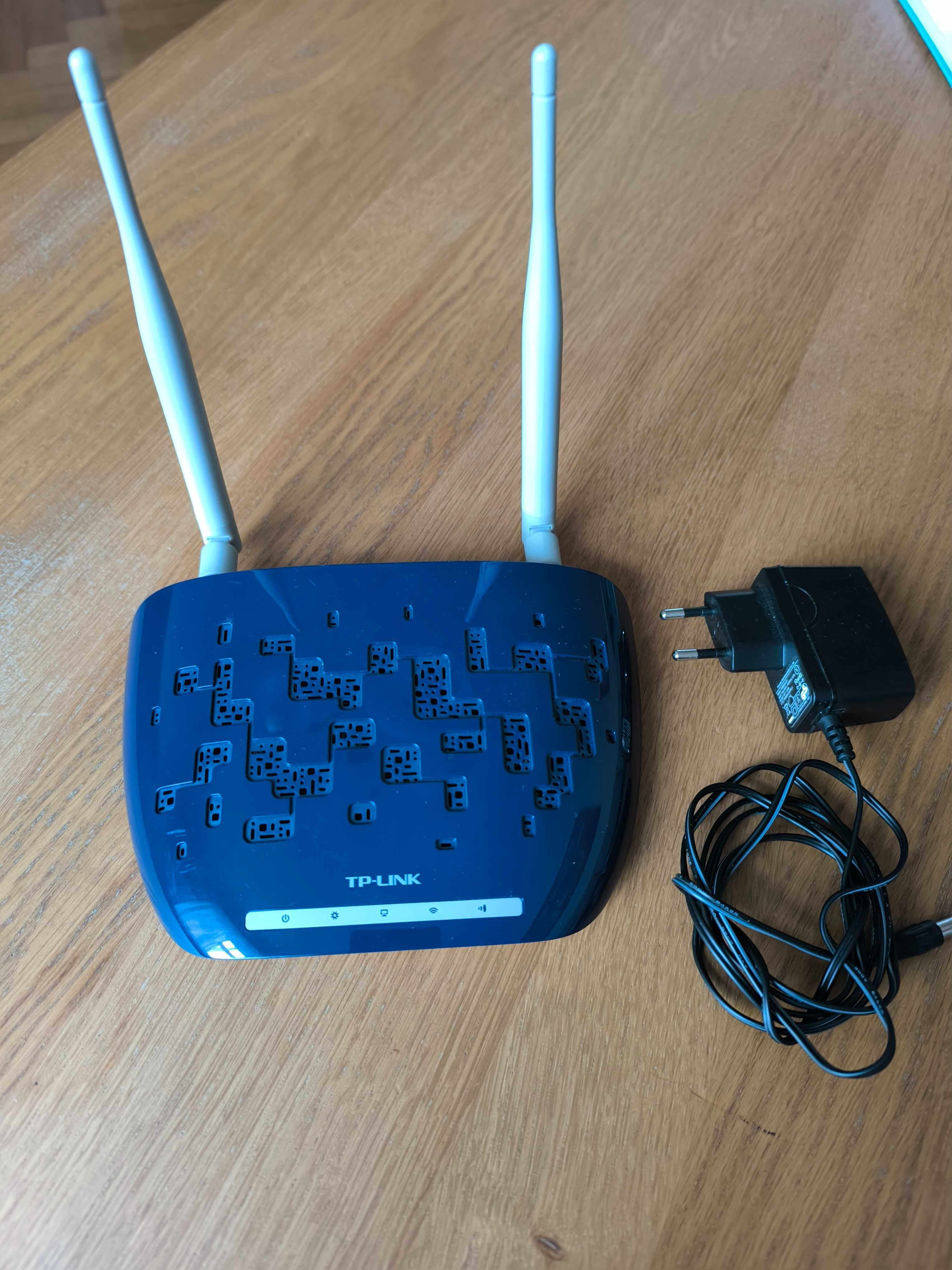 TP-LINK TL-WA830RE wzmacniacz sygnału bezprzewodowego.