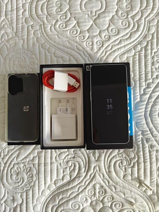 Telefon OnePlus Nord 3 5G 16/256 Gb