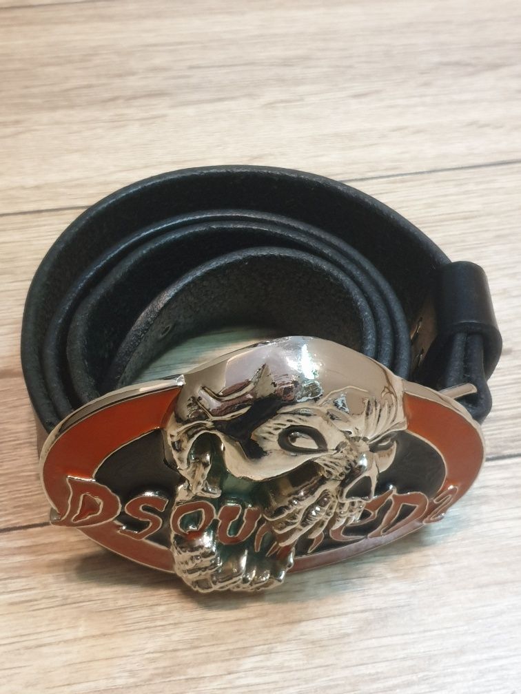 Dsquared2 efektowna klamra z paskiem