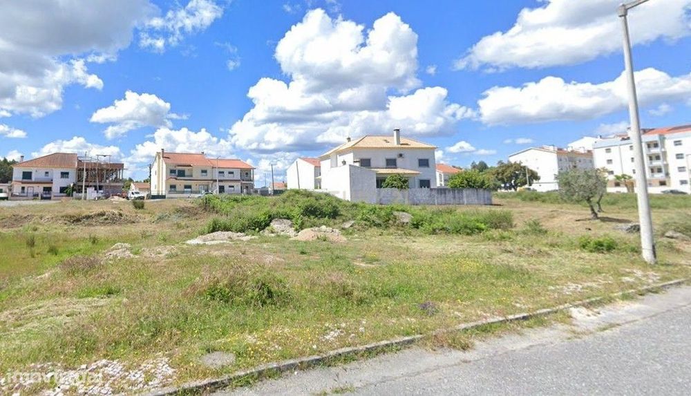 Oportunidade de Construção em Alcains: Terreno Urbano de 535m²