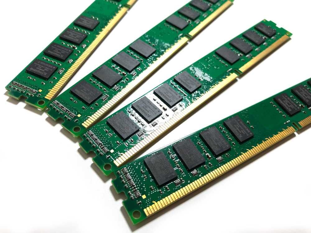 Pamięć RAM Kingston 8GB DDR3 (4x2GB) niski profil Dual Channel, BDB