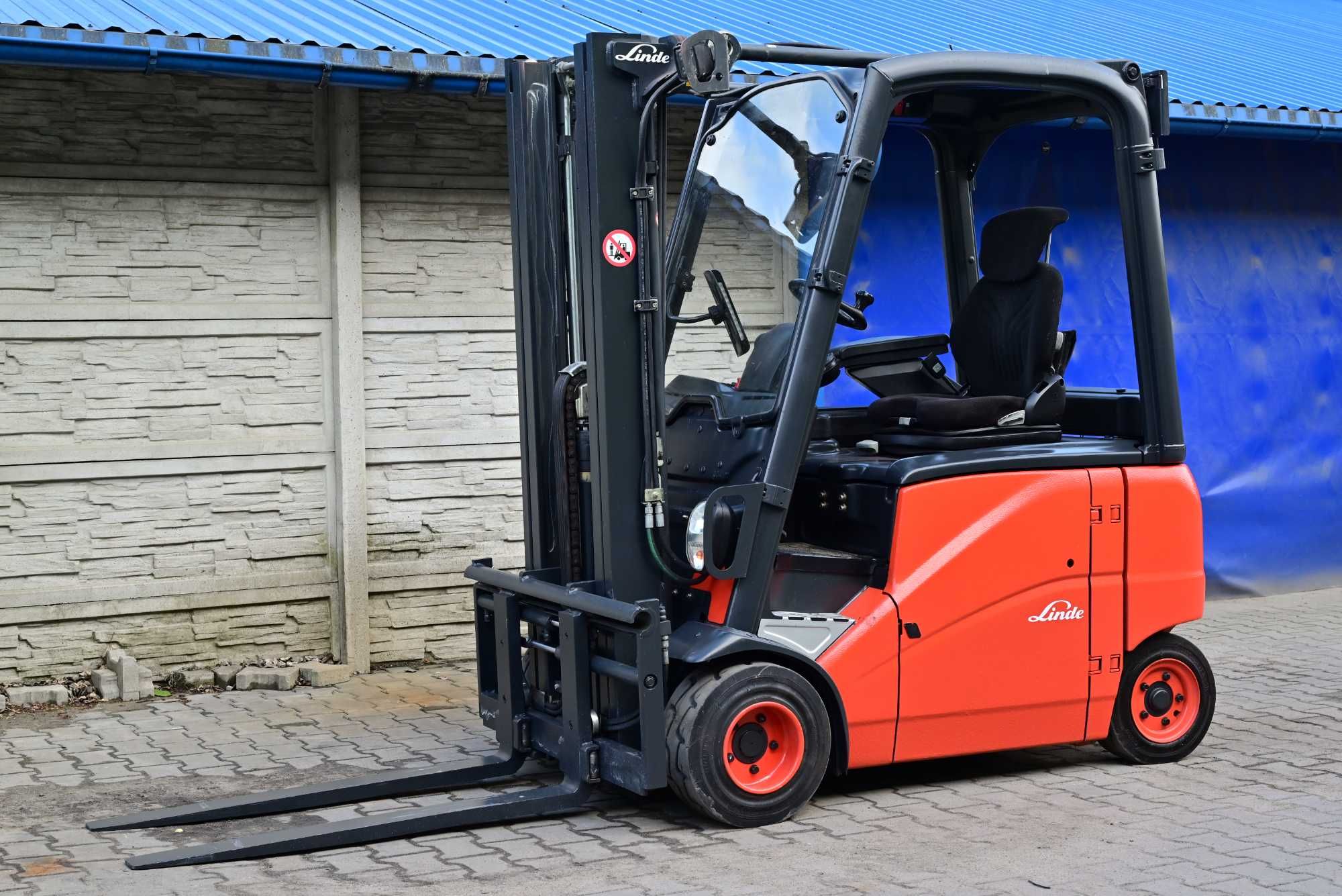 Wózek widłowy Linde E20 PH-02 Triplex Bateria 2023 rok 2735mth FHP 389
