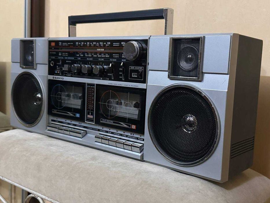 Магнитола Sanyo M-W2K