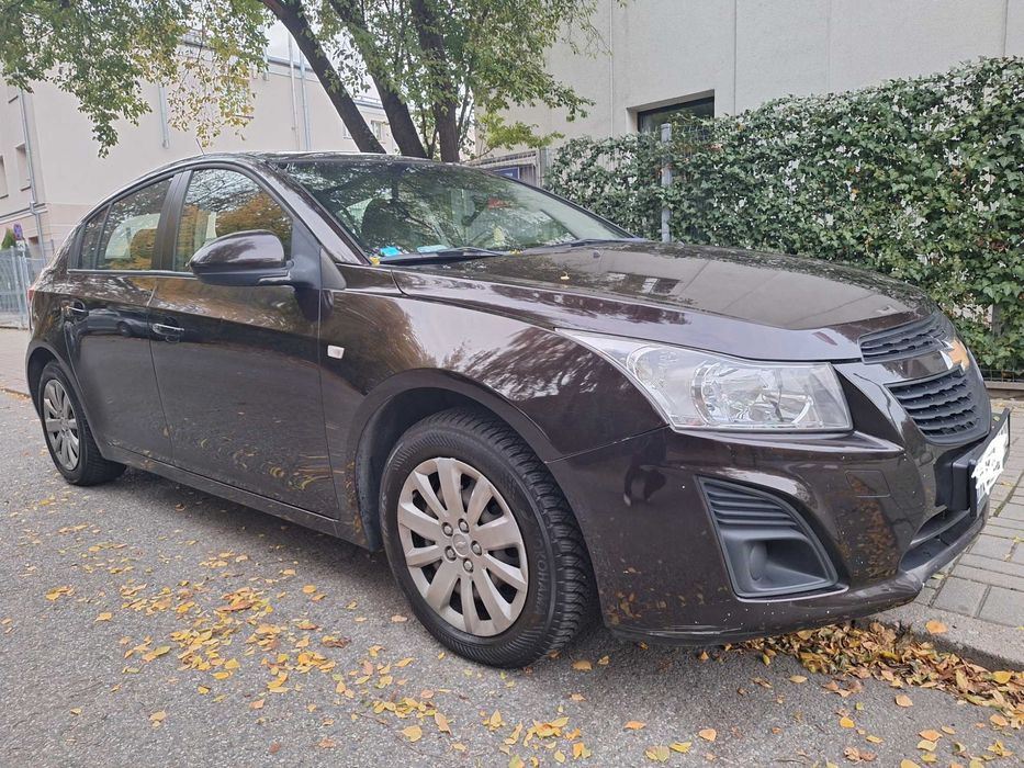 Chevrolet Cruze 2012, benzyna, hatchback, faktura VAT