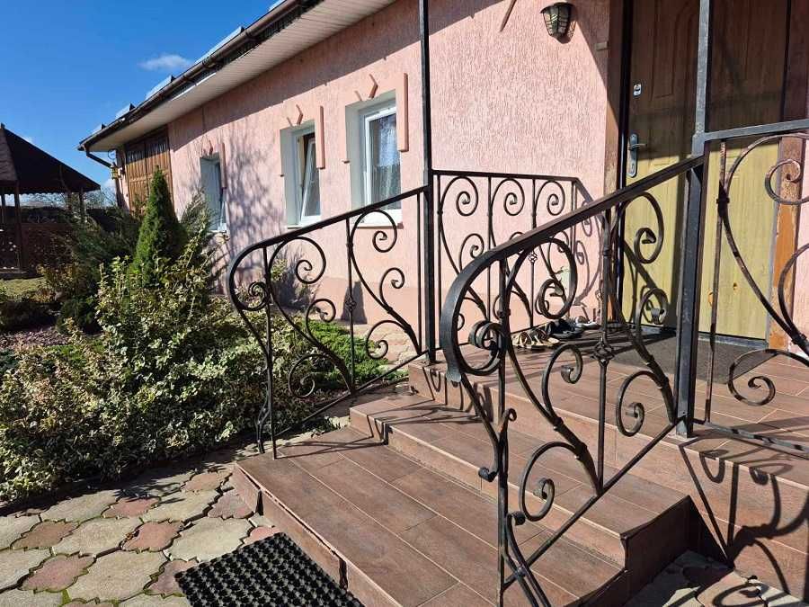 Продаж будинку в с. Снятинка