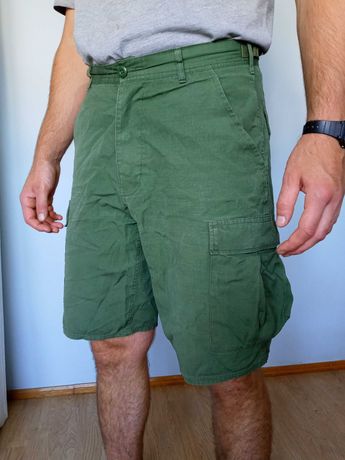 Krótkie spodnie bojówki khaki zielone spodenki