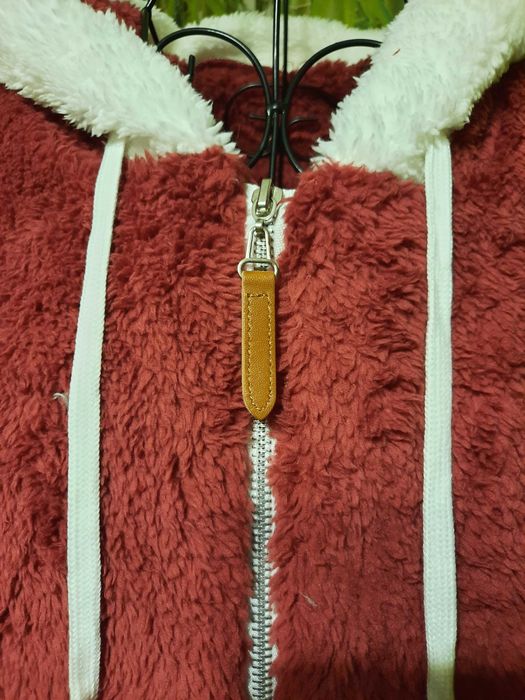 Bluza z ciepłego puszystego polaru po obu stronach