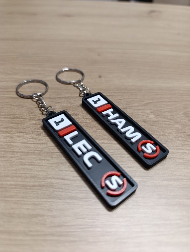 Zestaw breloków Leclerc i Hamilton dla fanów F1